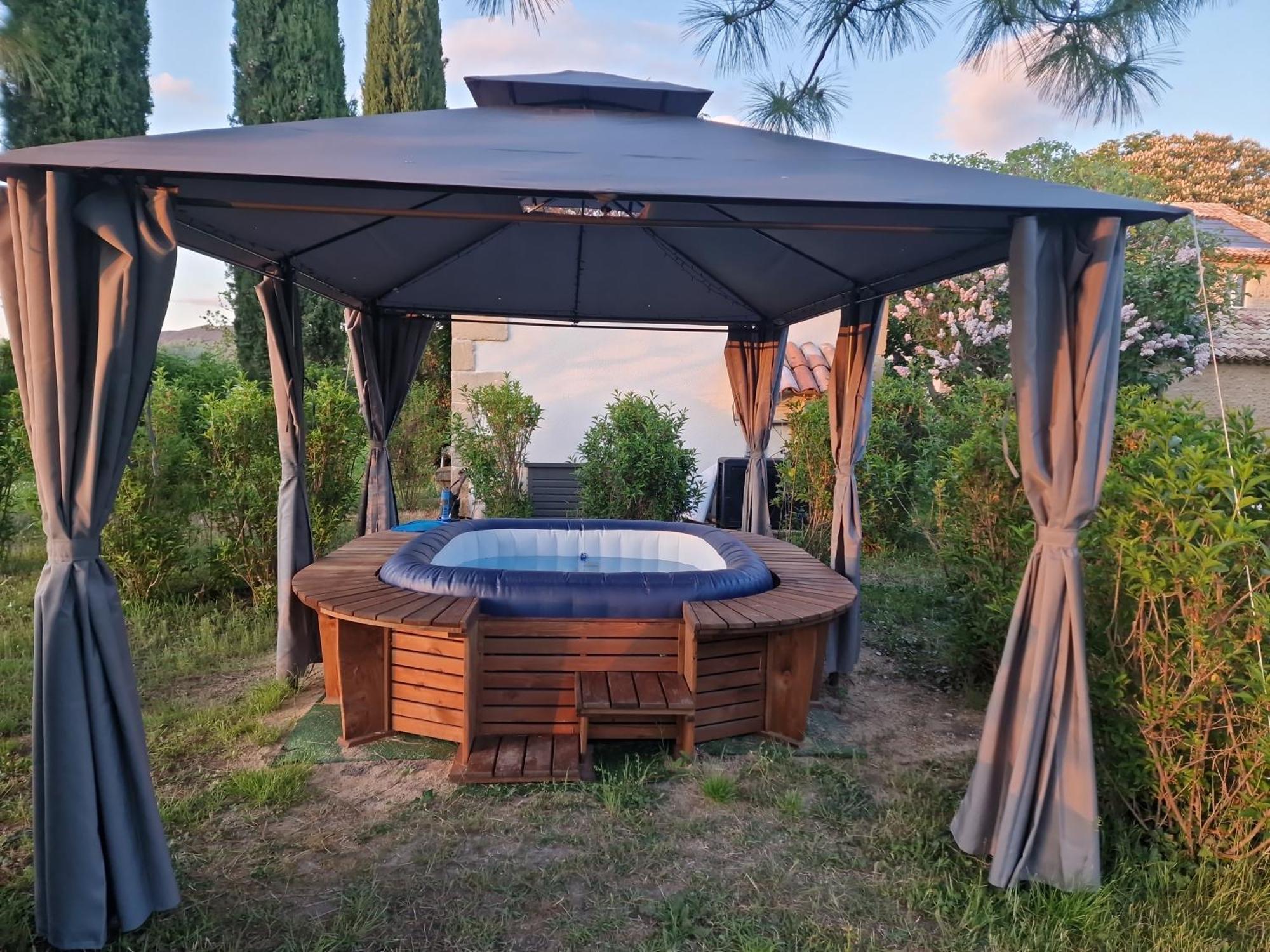 Le Figuier - La Roseraie Du Val'ensoleille Holiday home *